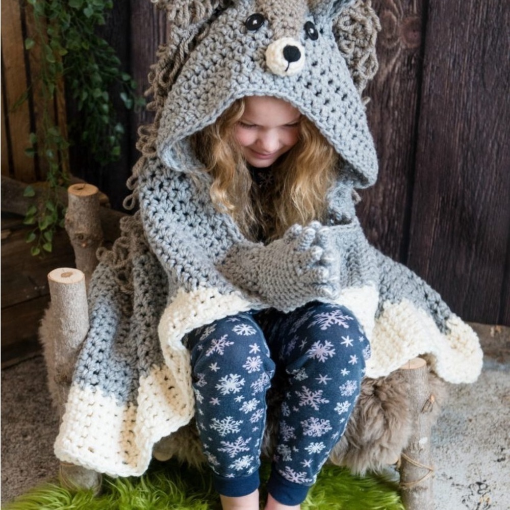 HAND MADE Kids Crochet Animal Squirrel Hooded Throw Blanket